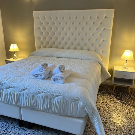 Luxury Room Anelli Center Of Roma Esterno foto