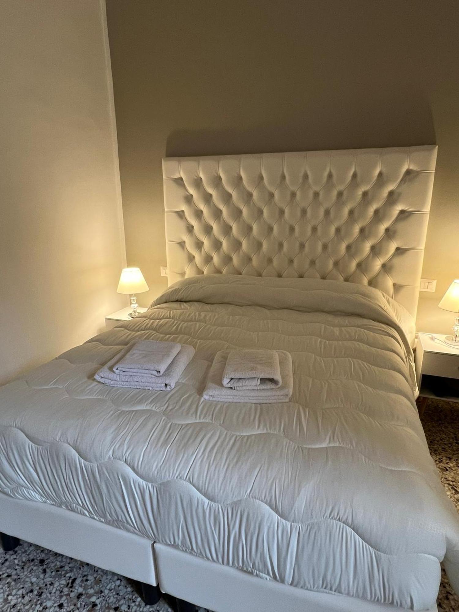 Luxury Room Anelli Center Of Roma Esterno foto